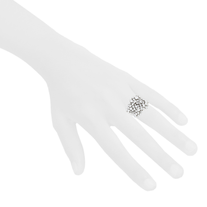 Bague Fred Blanche en or blanc et diamants - Detail D1