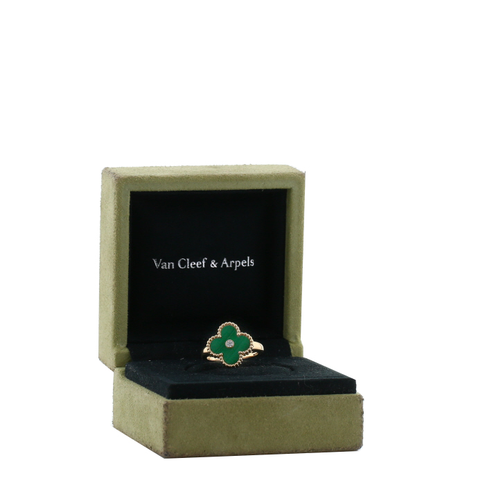 Van Cleef & Arpels Alhambra Vintage ring in yellow gold, malachite and diamond - Detail D2