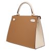 Hermès  Kelly 28 cm handbag  in Craie and Biscuit epsom leather - Detail D5 thumbnail