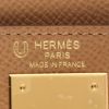 Borsa Hermès  sac a main bandouliere hermes kelly 28 cm en cuir box noir in pelle Epsom Craie e Biscuit - Detail D9 thumbnail