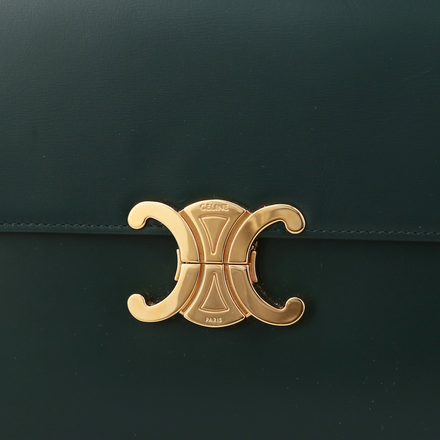 Sac bandoulière Celine  Triomphe grand modèle  en cuir vert - Detail D1