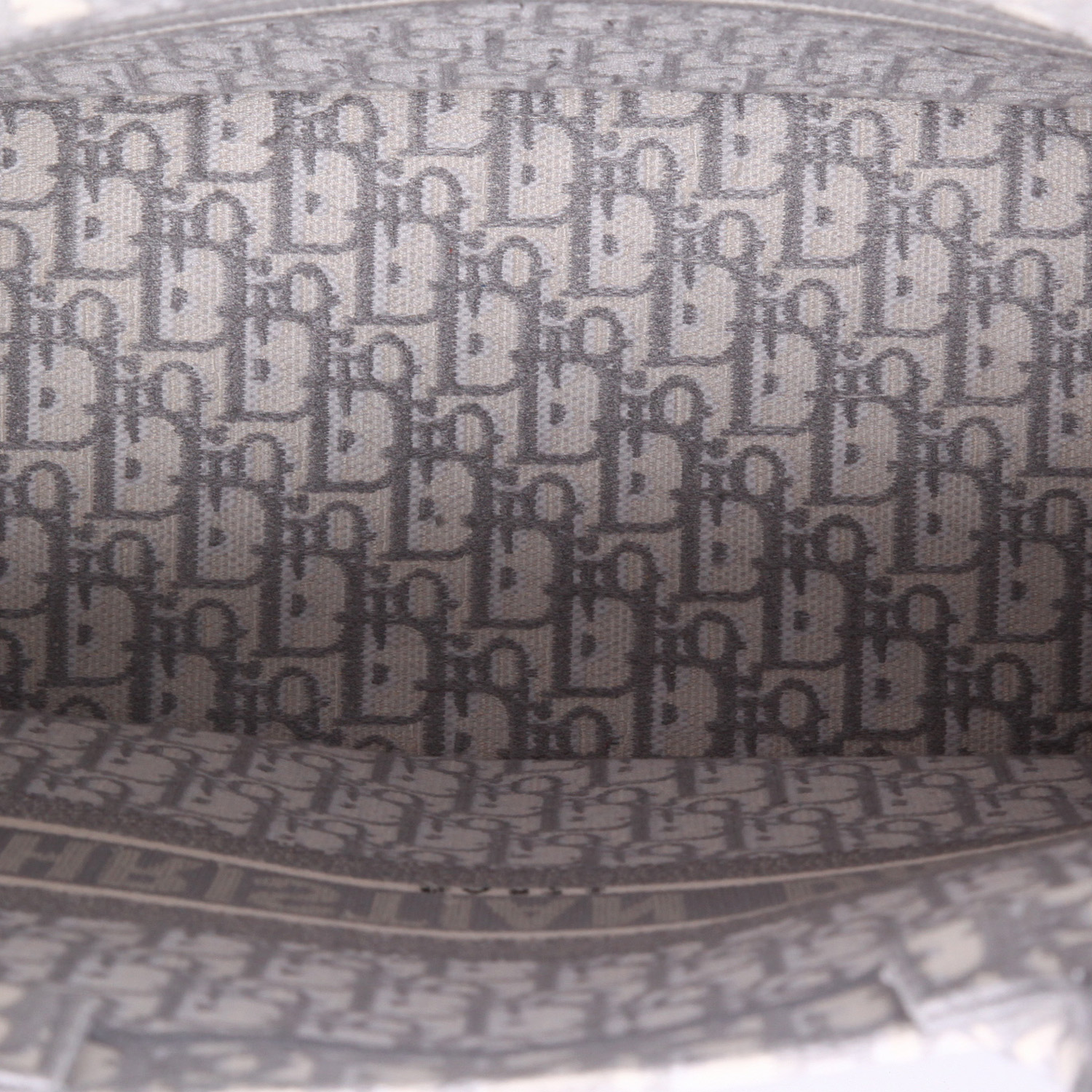 Dior  Book Tote large model  shopping bag  in grey and beige monogram canvas Oblique - Detail D3