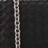 Bolso de mano Bottega Veneta  Olimpia en cuero intrecciato negro - Detail D1 thumbnail