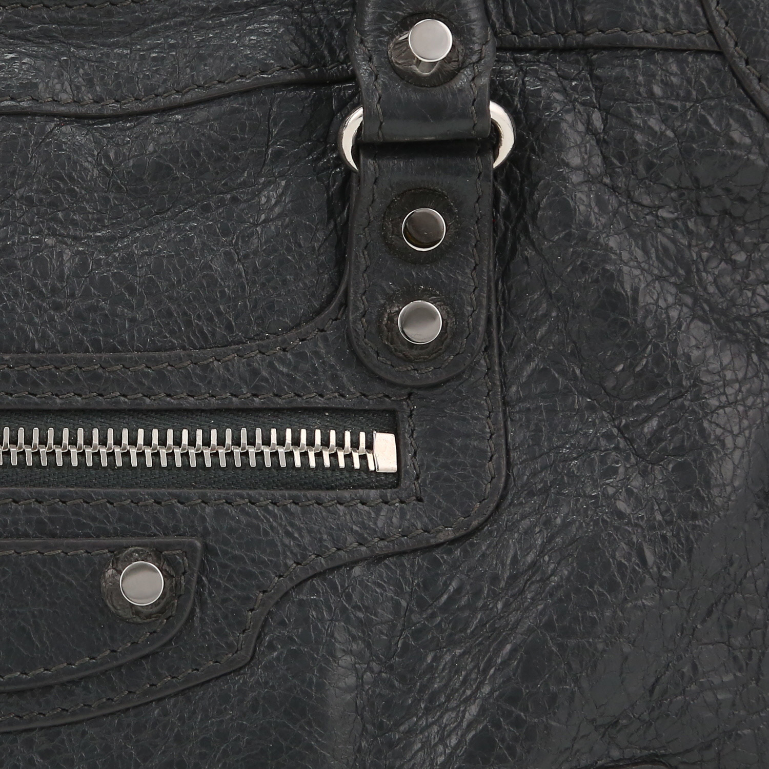 Bolso de mano Balenciaga  City en cuero gris - Detail D1