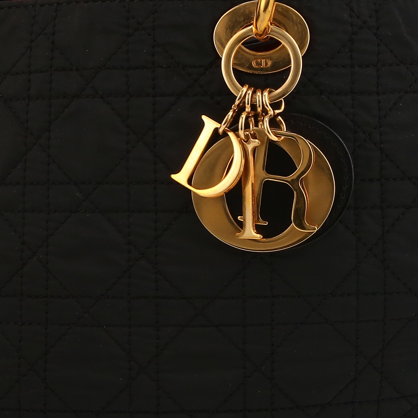 Borsa Dior  Lady Dior in tela cannage nera e pelle verniciata nera - Detail D1