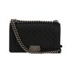 Chanel  Boy shoulder bag  in black quilted leather - 360 thumbnail