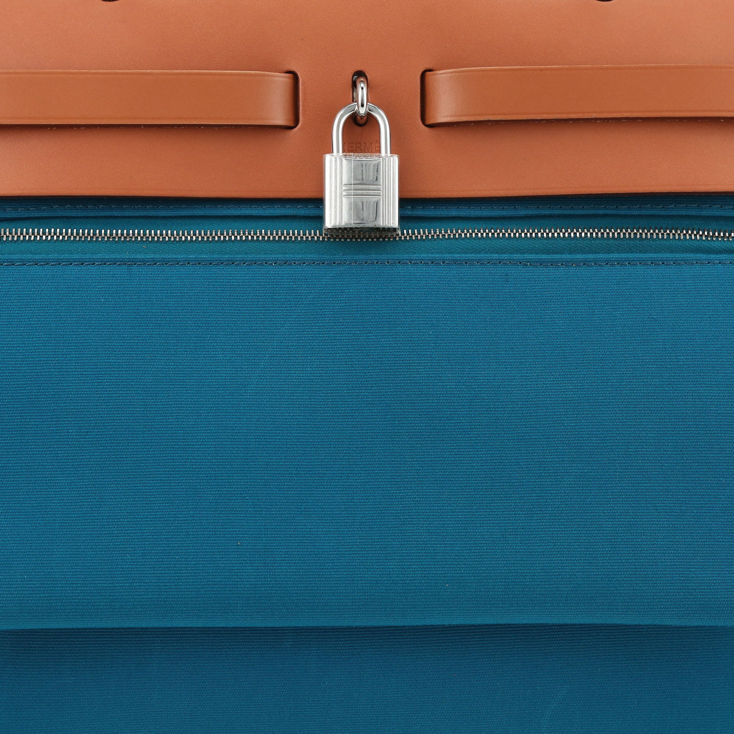 Bolso de mano Hermès  Herbag en lona azul y vaca Hunter natural - Detail D1