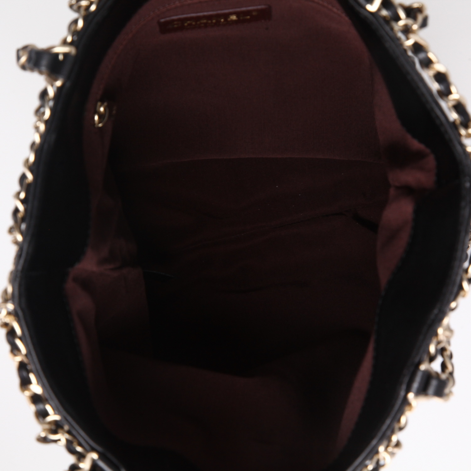 Chanel   shopping bag  in black leather - Detail D8