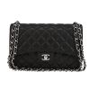 Bolso bandolera Chanel  Timeless Jumbo en cuero granulado acolchado negro - 360 thumbnail