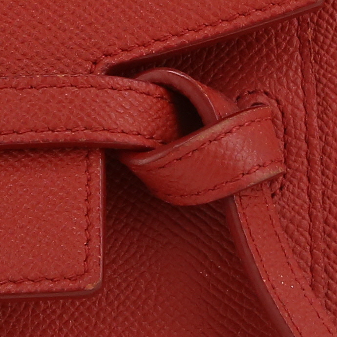Celine  Belt nano  handbag  in red grained leather - Detail D1