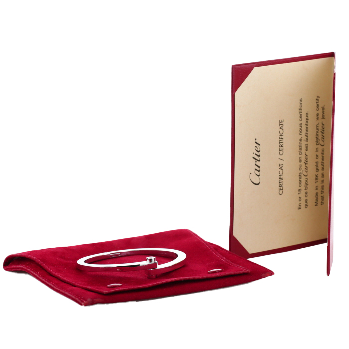 Opening Cartier Menotte bracelet in white gold - Detail D2