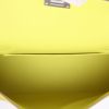 Bolso de mano Hermès  Kelly 20 cm en cuero epsom amarillo - Detail D3 thumbnail