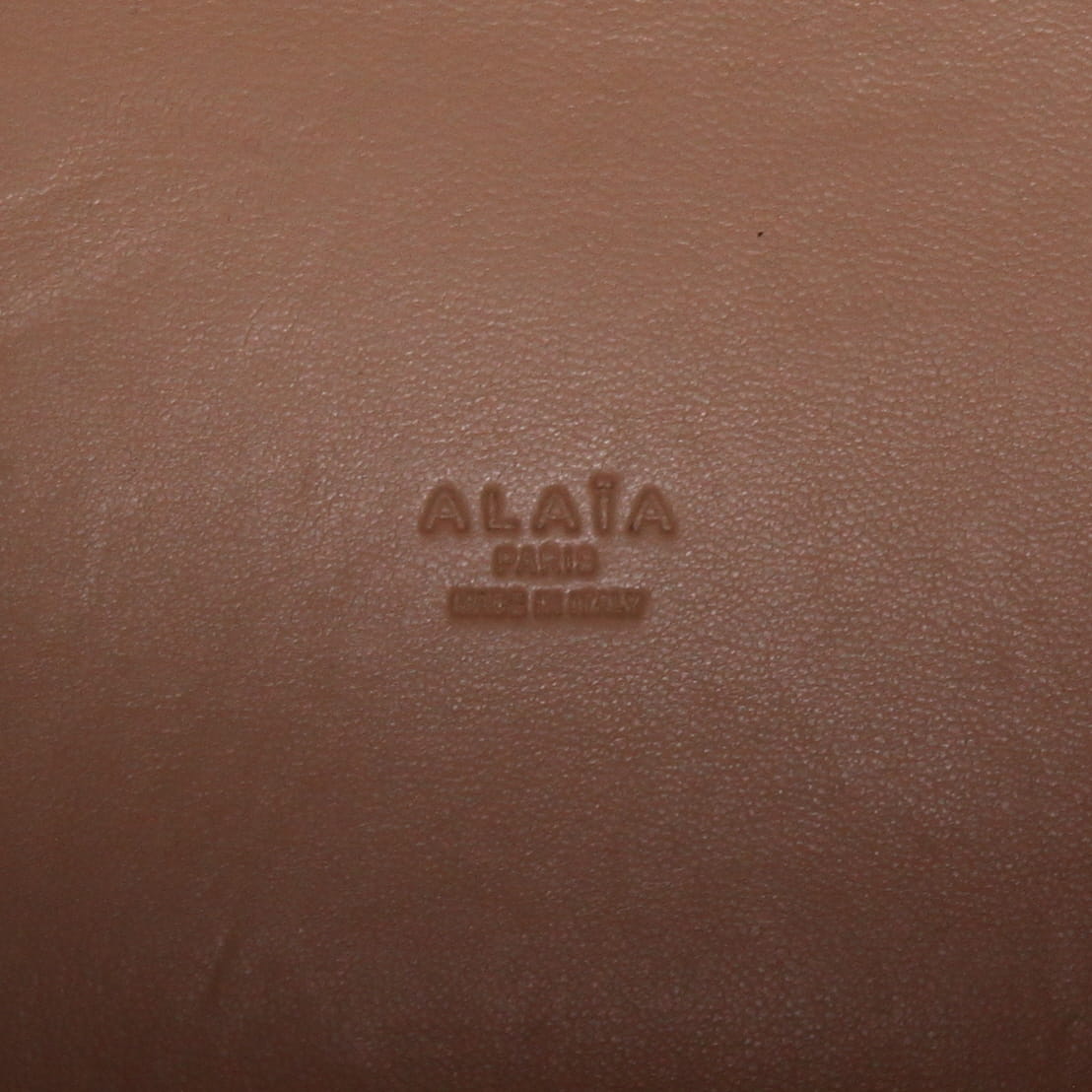Sac cabas Alaïa   en cuir beige-rosé - Detail D2