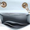 Bolso bandolera Chanel  Trendy CC en cuero acolchado azul - Detail D3 thumbnail
