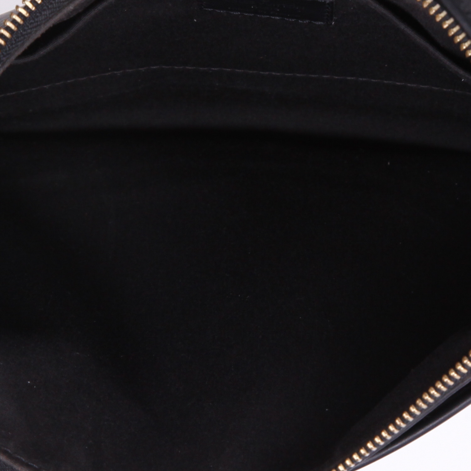 Louis Vuitton  Matsy handbag  in black epi leather - Detail D3