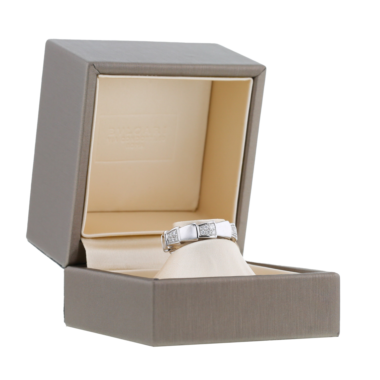 Bague Bulgari Serpenti Viper en or blanc et diamants - Detail D2