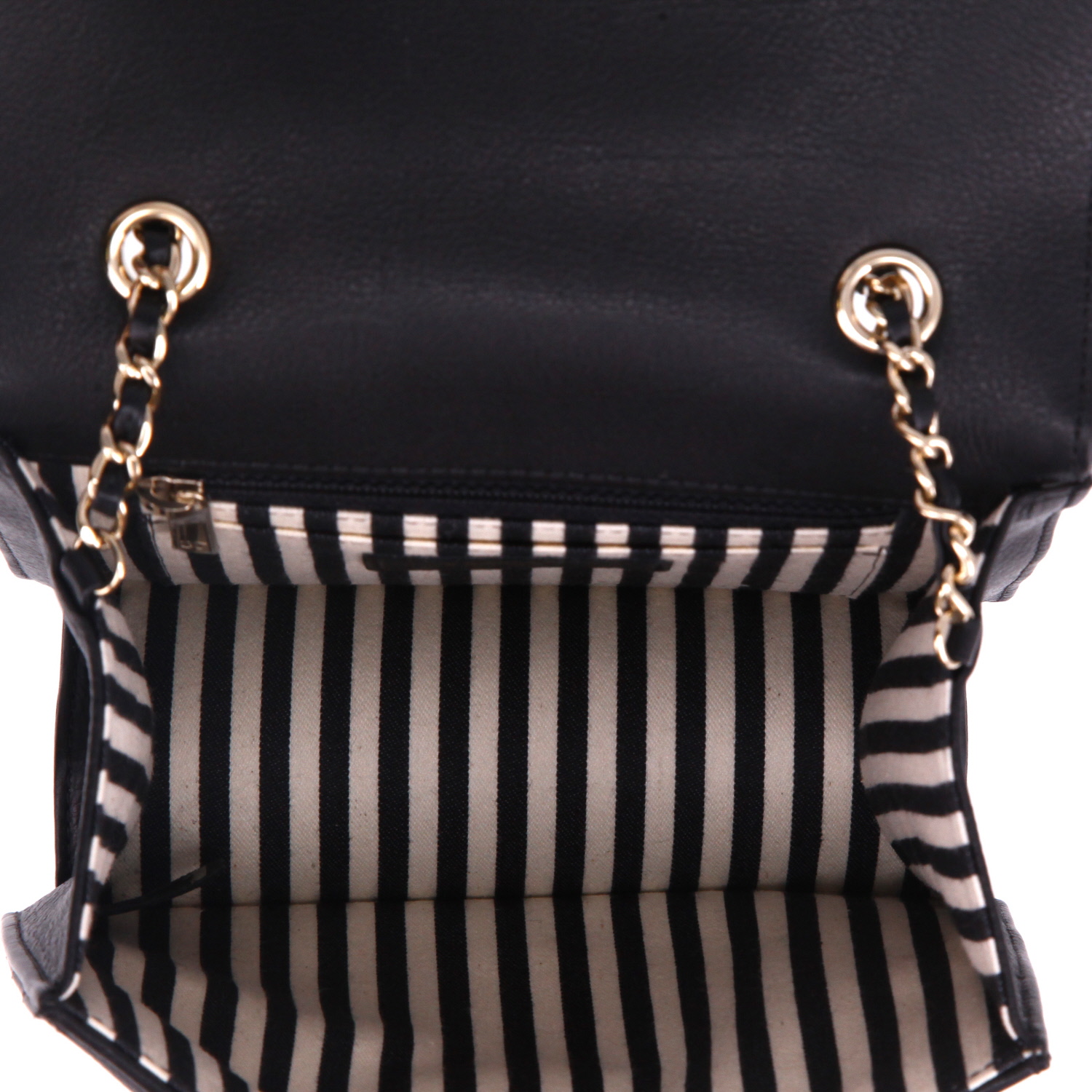 Chanel  Enveloppe shoulder bag  in black leather - Detail D3