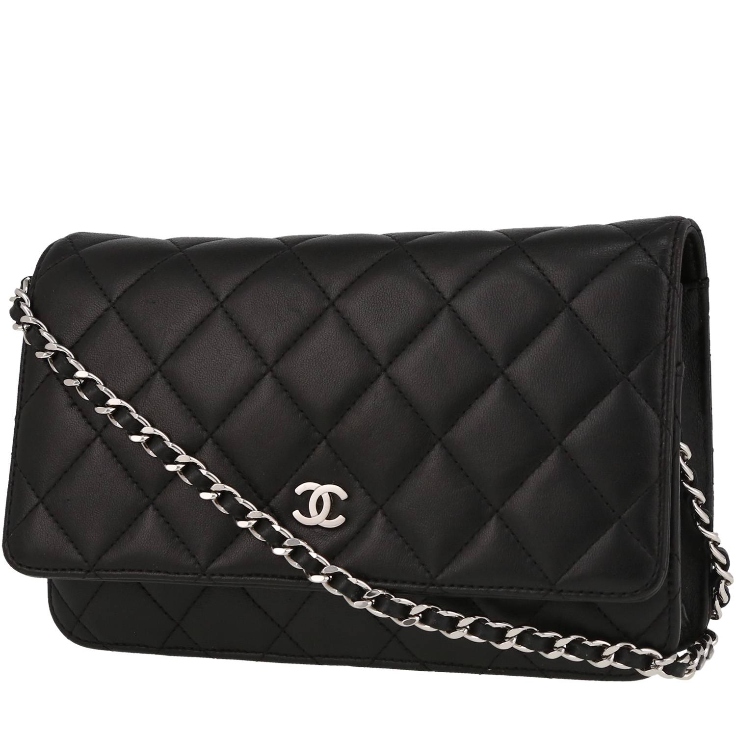 Chanel Wallet on Chain shoulder bag in black quilted leather