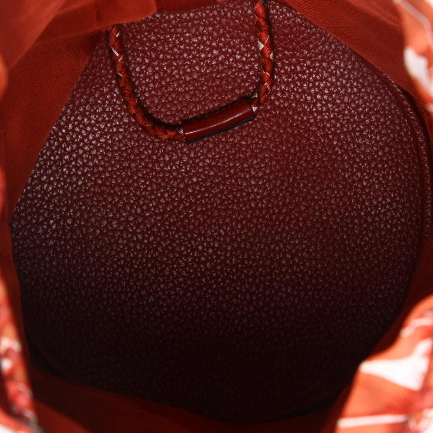 Sac à dos Hermès  Soie Cool en soie rouge et cuir rouge - Detail D3