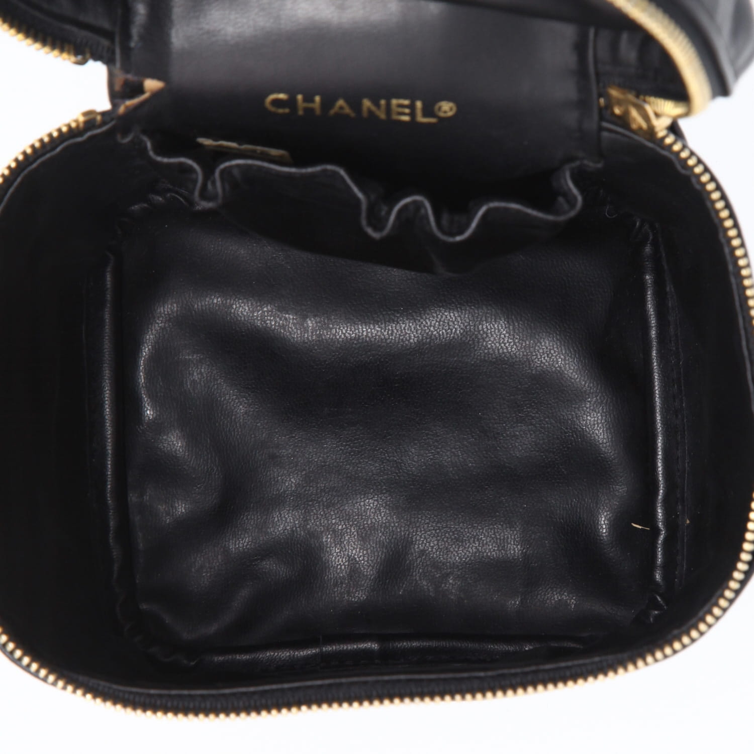 Vanity Chanel  Vanity en cuir noir - Detail D2