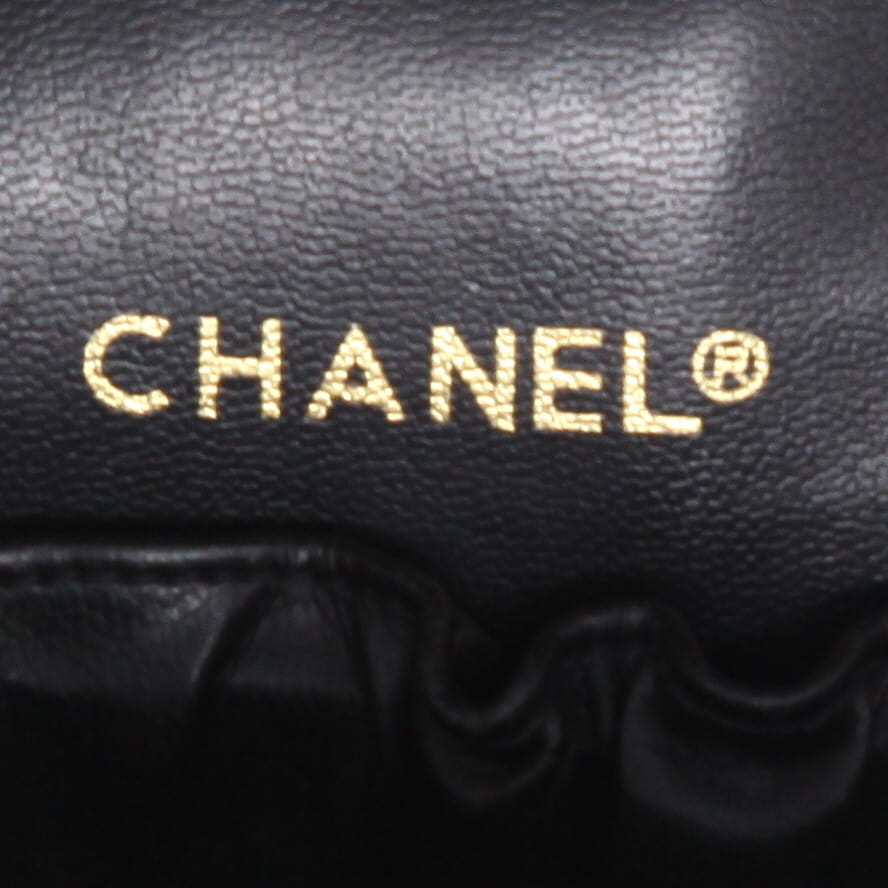 Vanity Chanel  Vanity en cuero negro - Detail D3