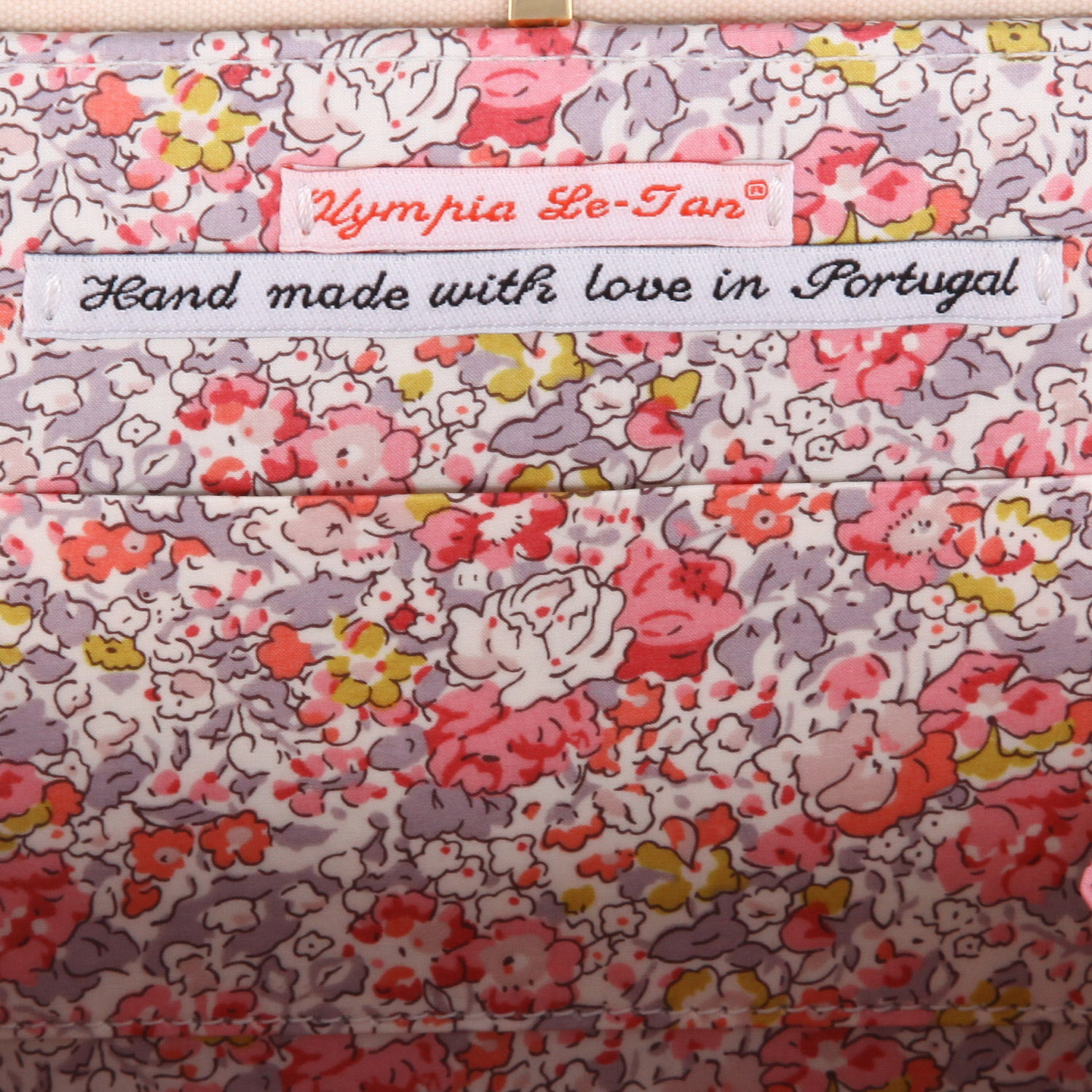 Olympia Le-Tan LEGALLY blonde pouch  in beige and pink canvas - Detail D3