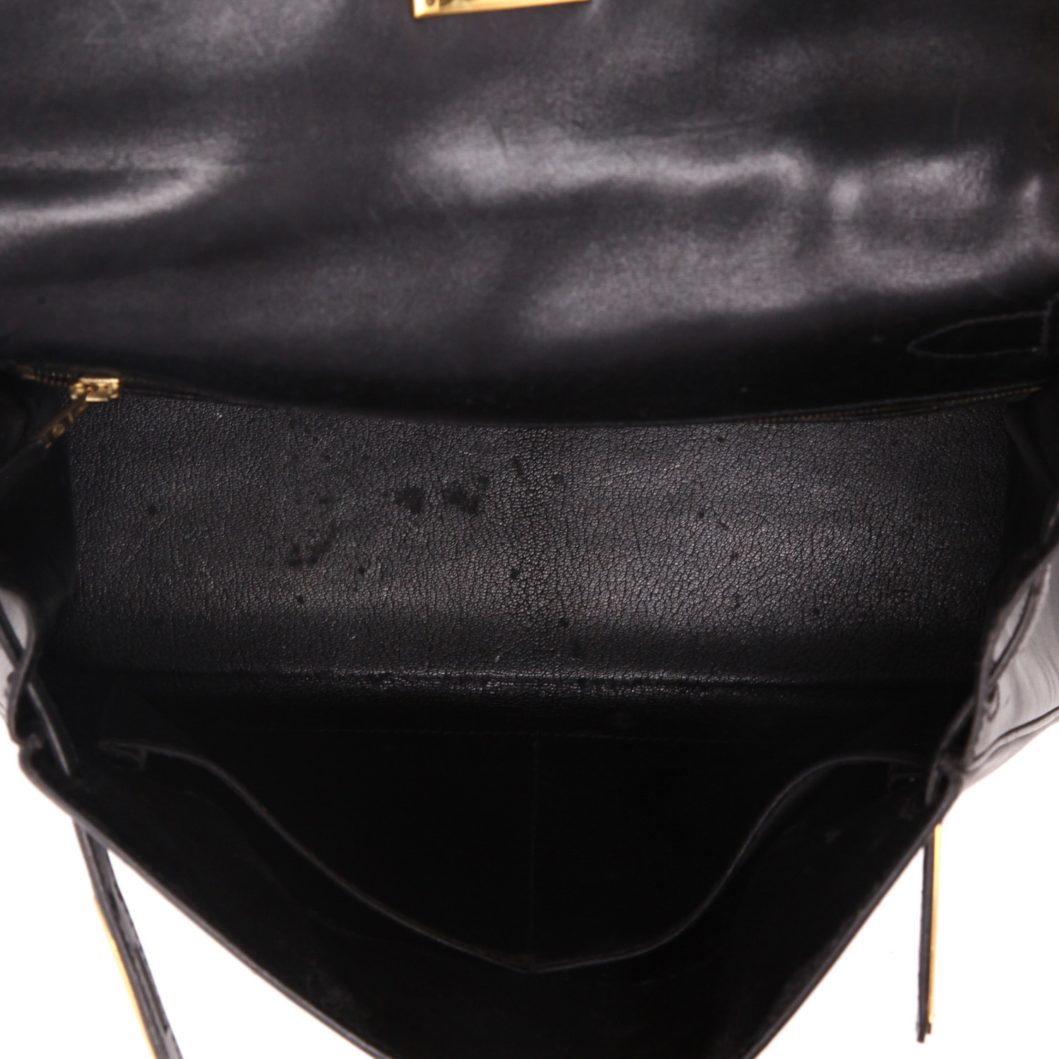 Bolso de mano Hermès  Kelly 28 cm en cuero box negro - Detail D3