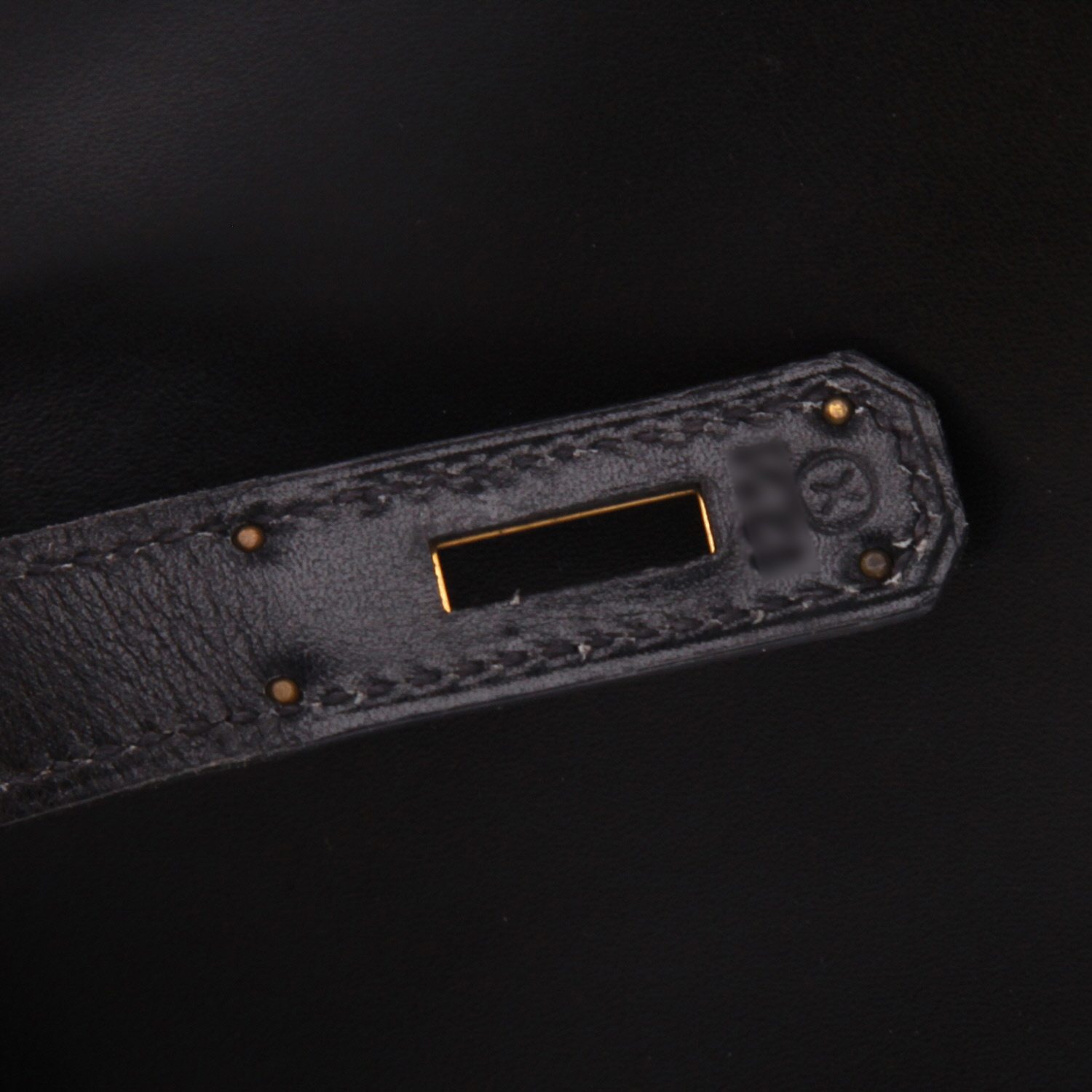 Sac à main Hermès  Kelly 28 cm en cuir box noir - Detail D4