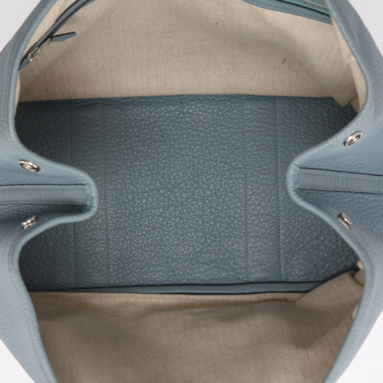 Bolso Cabás Hermès  Garden en cuero taurillon clémence Bleu Lin - Detail D3