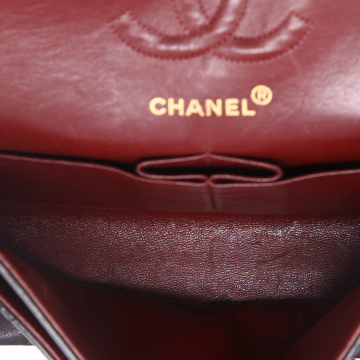 Chanel  Timeless Petit handbag  in brown quilted leather - Detail D3