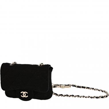 Sac pochette Chanel tissu noir - Égérie Paris I Vente et Achat d'Articles  de Luxe de Seconde Main