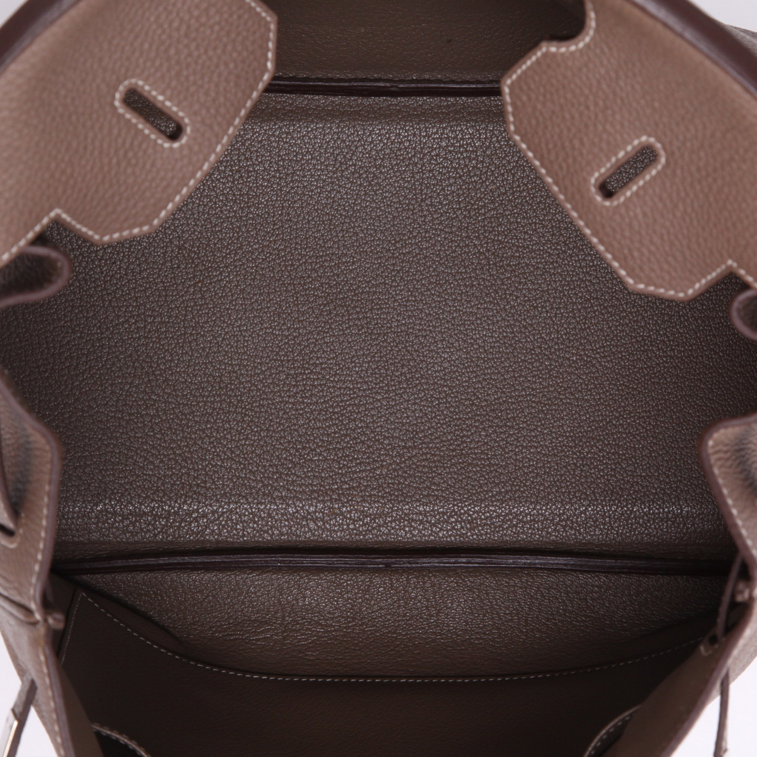 Bolso de mano Hermès  Birkin 35 cm en cuero togo marrón etoupe - Detail D2