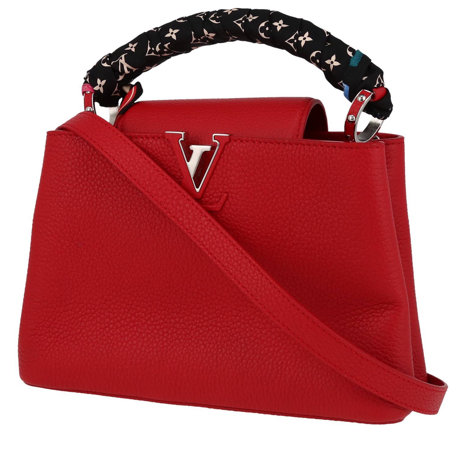 Louis Vuitton Capucines Handbag 403284