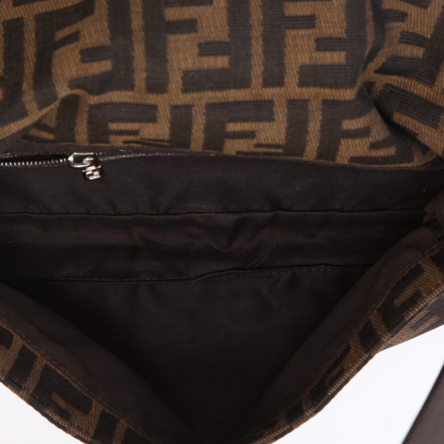 Sac à main Fendi  Baguette en toile monogram marron et cuir marron - Detail D3