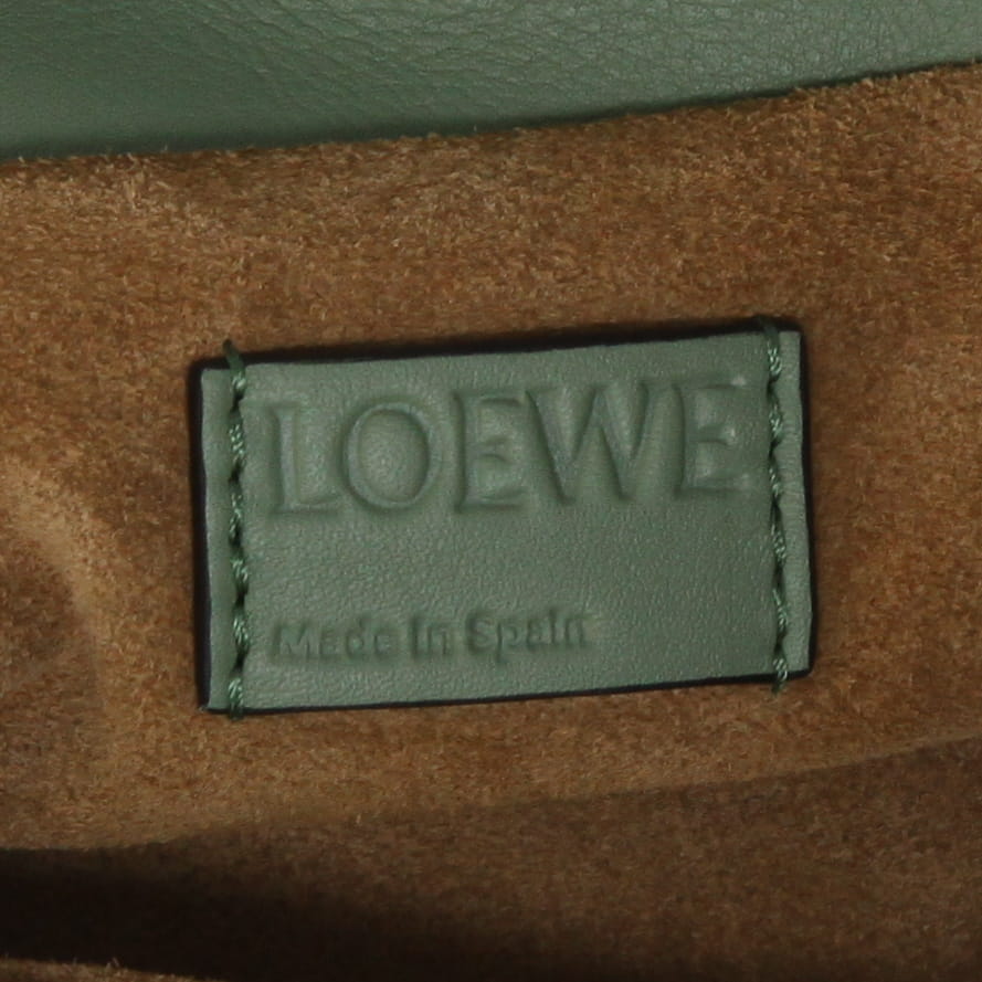 Loewe  Flamenco Knot  shoulder bag  in green leather - Detail D2