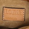 Bolso bandolera Loewe  Flamenco Knot  en cuero marrón - Detail D2 thumbnail