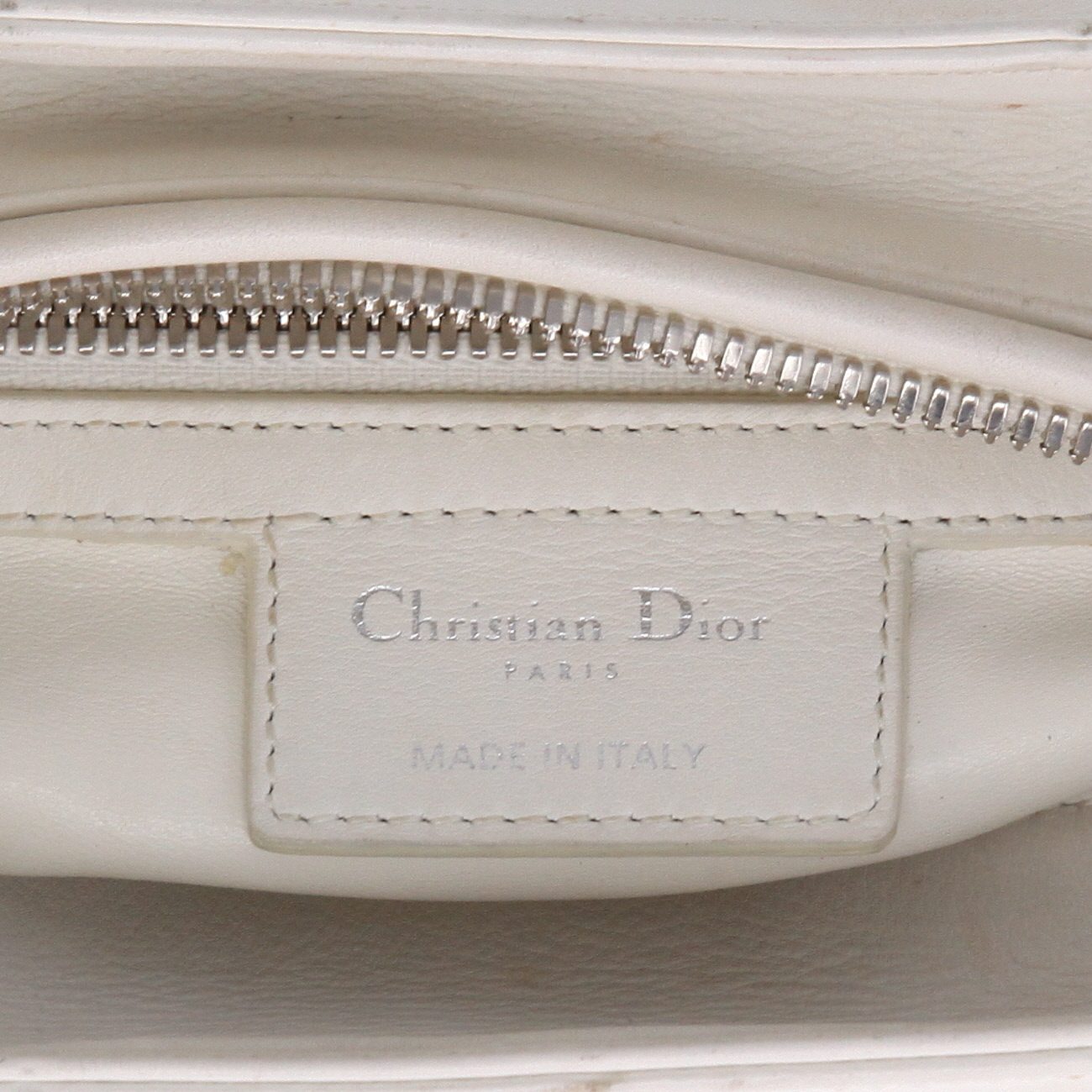 Borsa Dior  Lady Dior Edition Limitée in pelle bianca - Detail D2