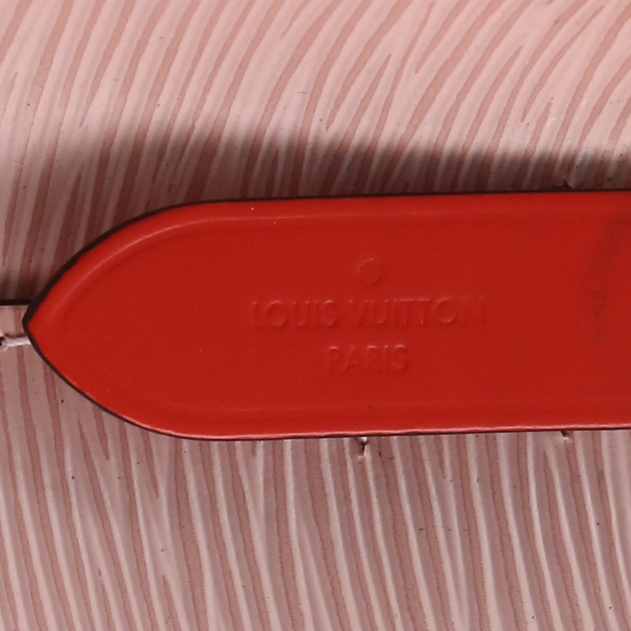 Louis Vuitton  NéoNoé shoulder bag  in pink and red epi leather - Detail D2