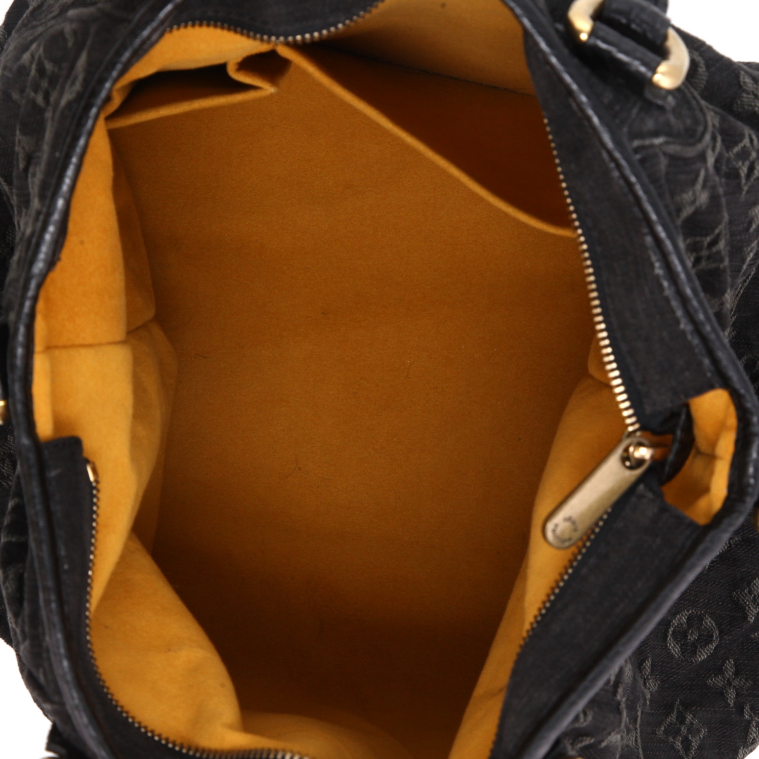 Sac cabas Louis Vuitton  Neo Cabby en toile denim monogrammée noire et cuir noir - Detail D3