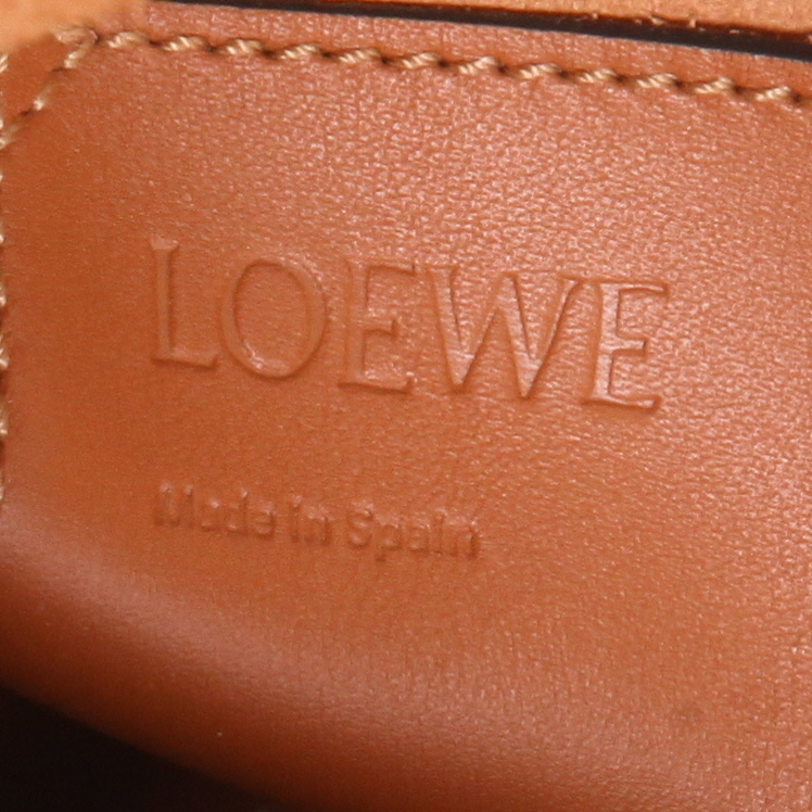 Sac à main Loewe  Balloon petit modèle  en cuir marron - Detail D2
