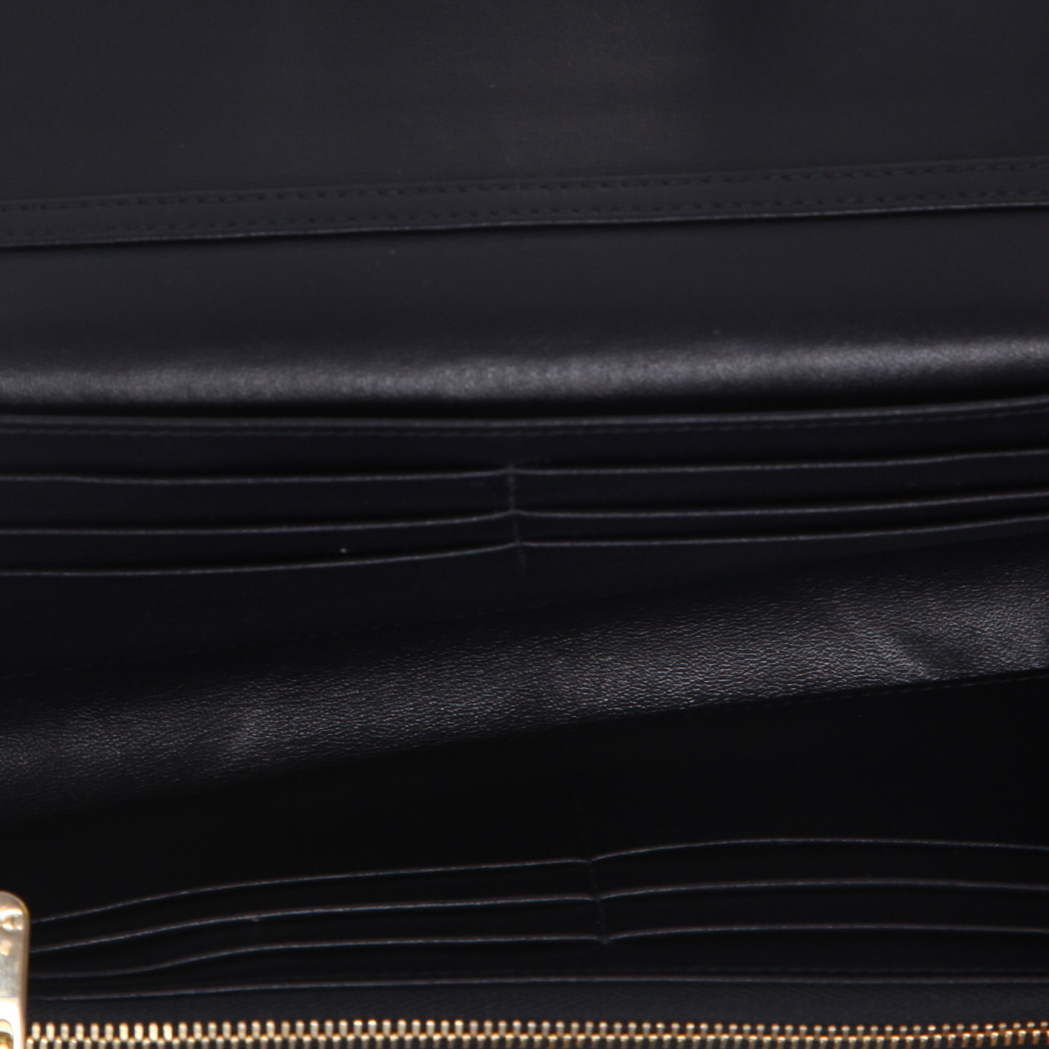 Bolso bandolera Dior  Diorama Wallet on Chain en cuero irisado gris - Detail D3