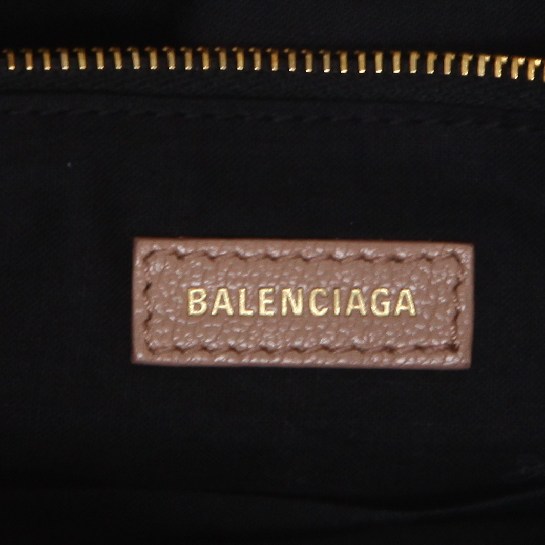 Borsa Balenciaga  City in pelle rosa polvere - Detail D2
