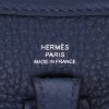 Borsa a tracolla Hermès  Mini Evelyne mini  in pelle togo Bleu de Prusse e tela blu - Detail D2 thumbnail