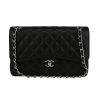 Chanel  Timeless Jumbo handbag  in black quilted grained leather - 360 thumbnail
