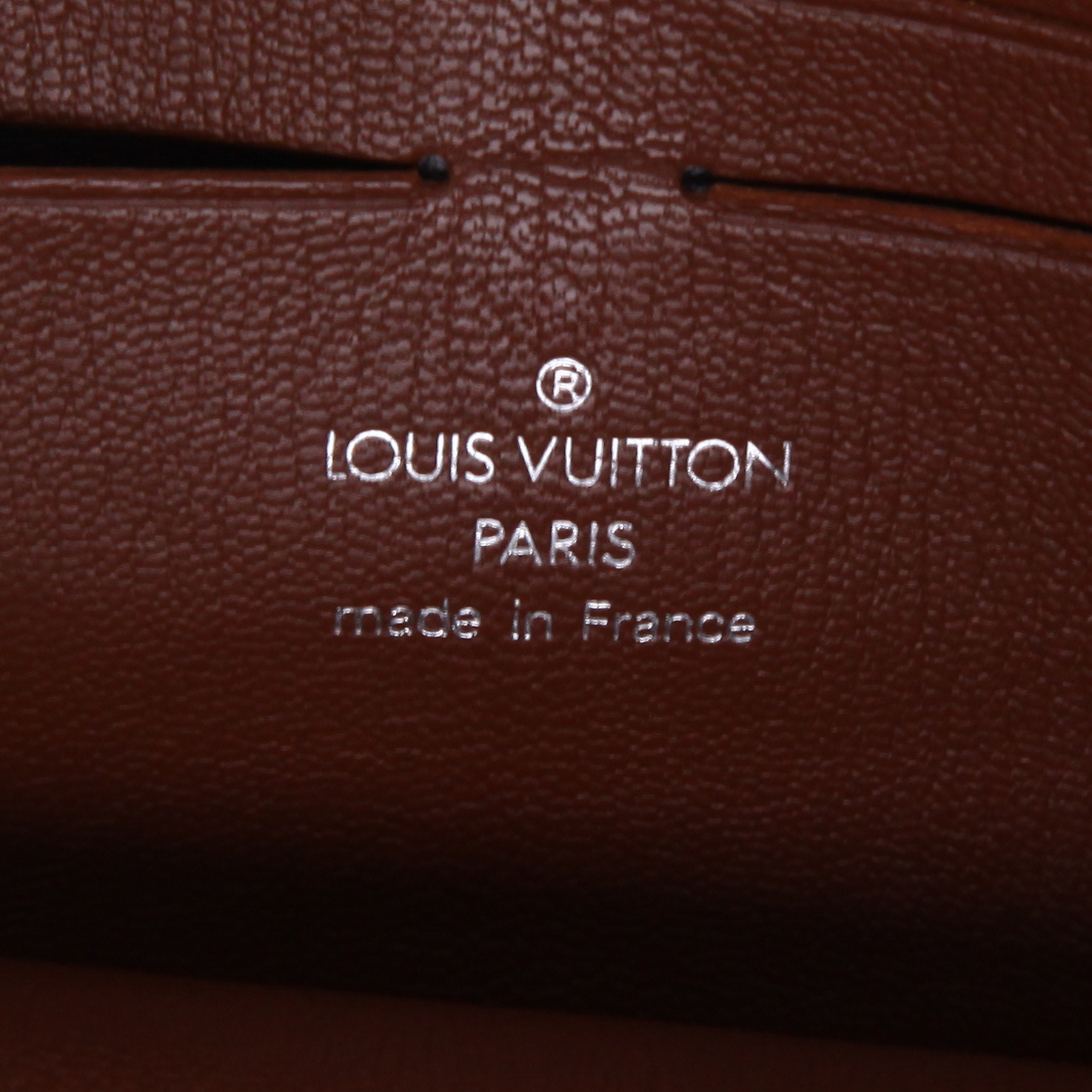 Pochette Louis Vuitton   en autruche multicolore marron - Detail D2