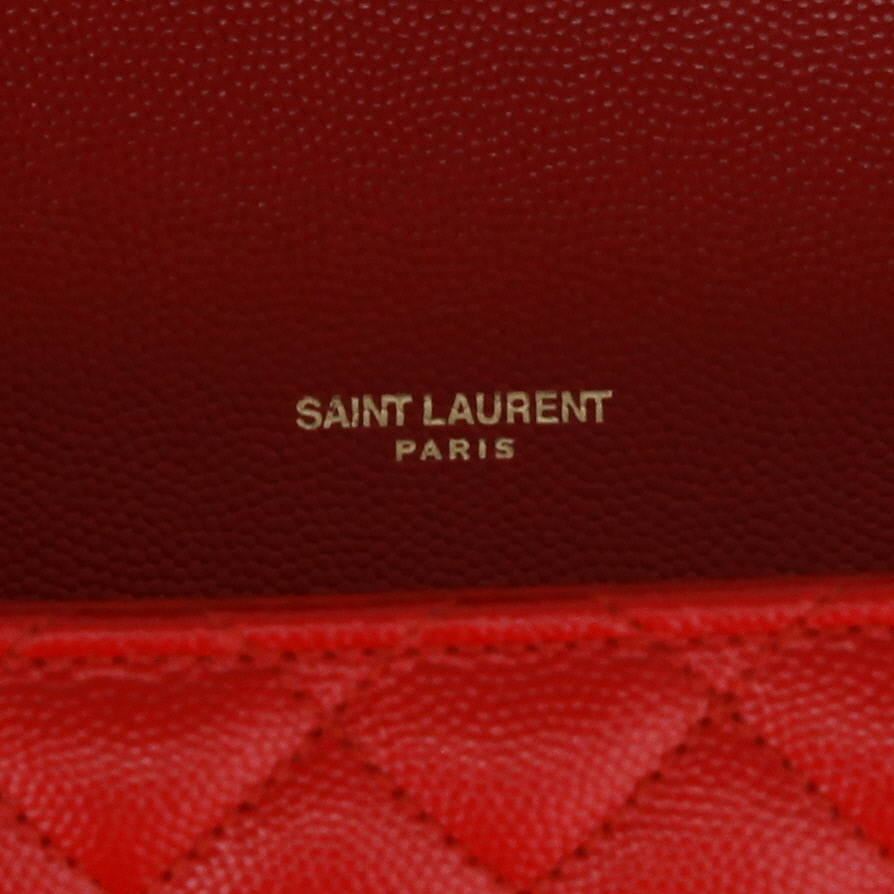 Borsa a tracolla Saint Laurent  Enveloppe in pelle martellata e trapuntata rossa - Detail D2