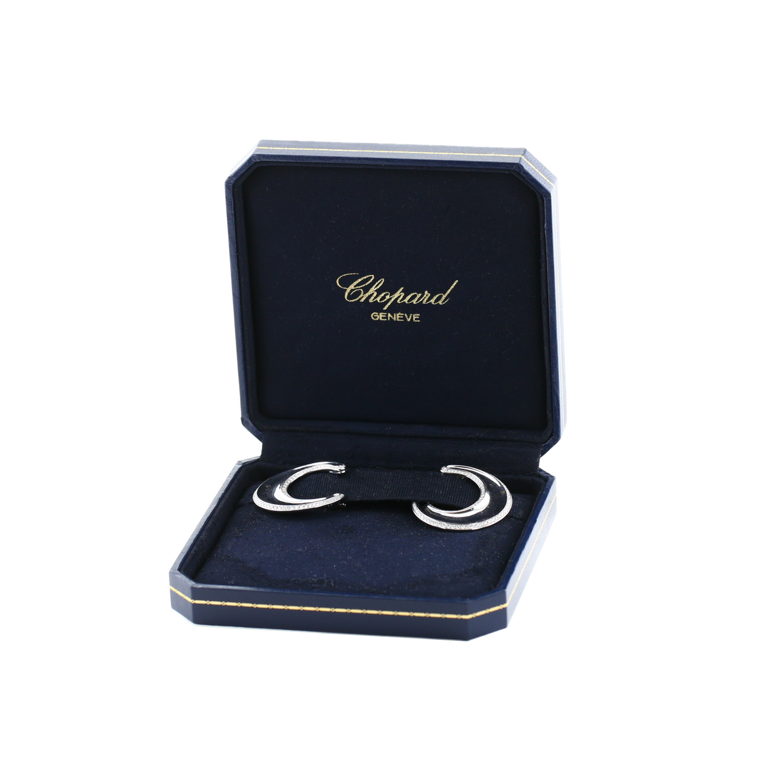 Chopard Imperiale earrings in white gold and diamonds - Detail D2