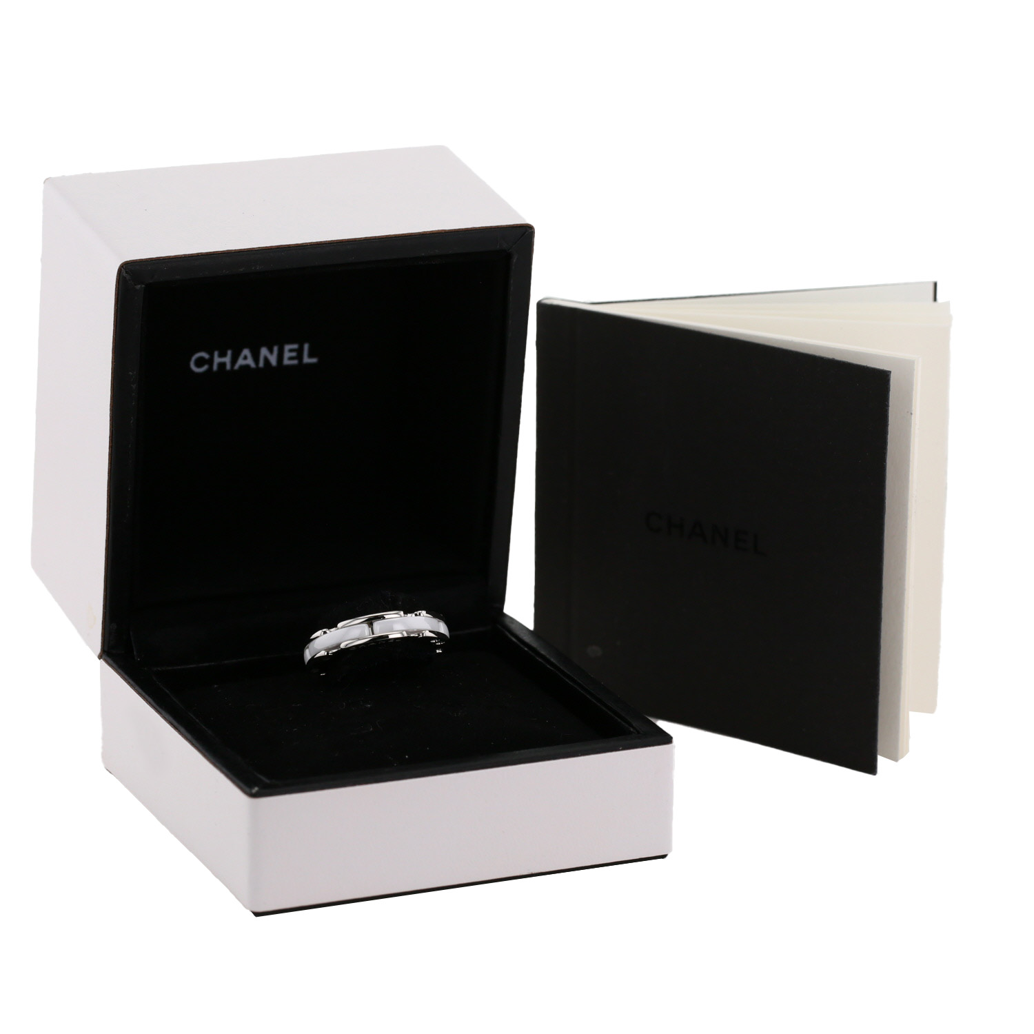 Bague Chanel Ultra petit modèle en or blanc et céramique - Detail D2