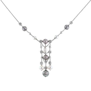 Collar Bulgari Lucéa en oro blanco, perlas cultivadas y diamantes