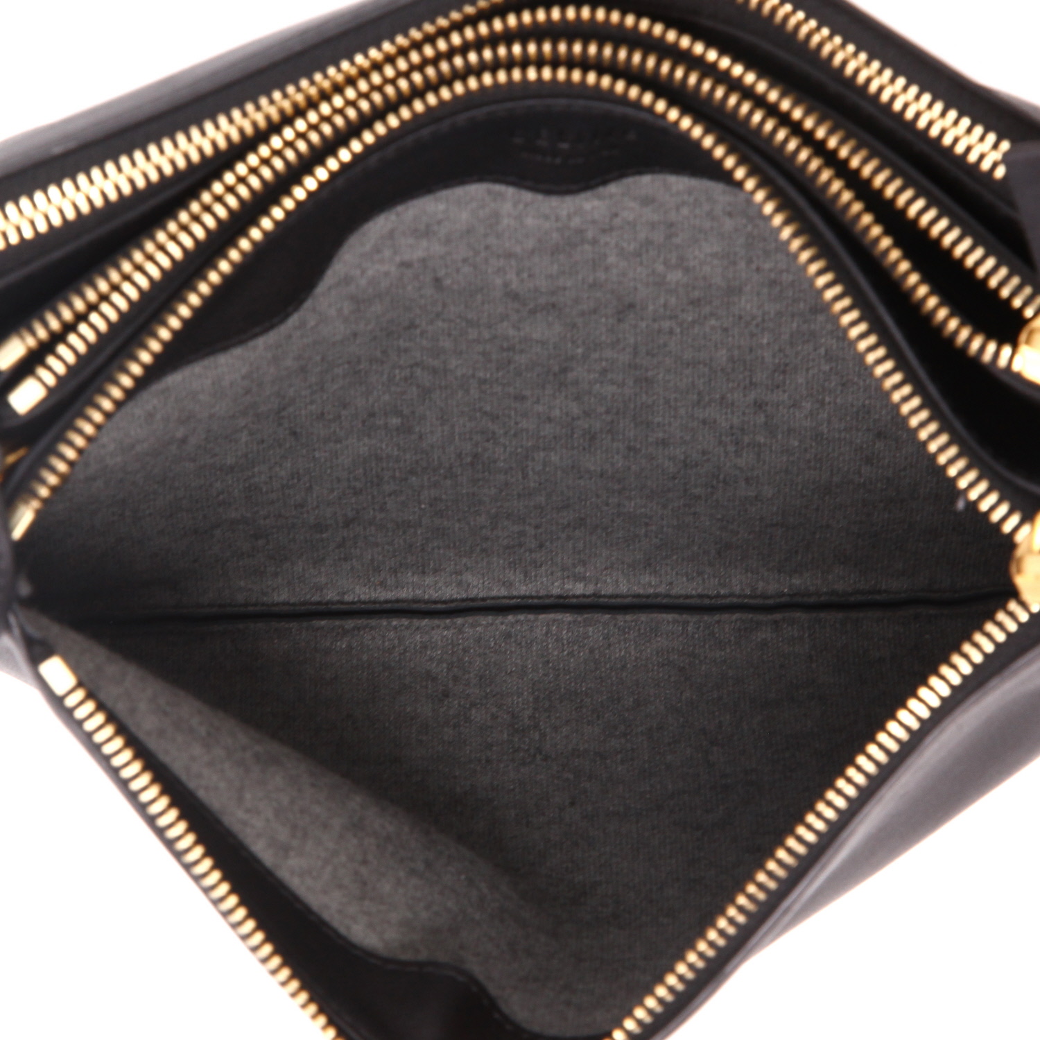 Sac bandoulière Celine  Trio en cuir noir - Detail D3